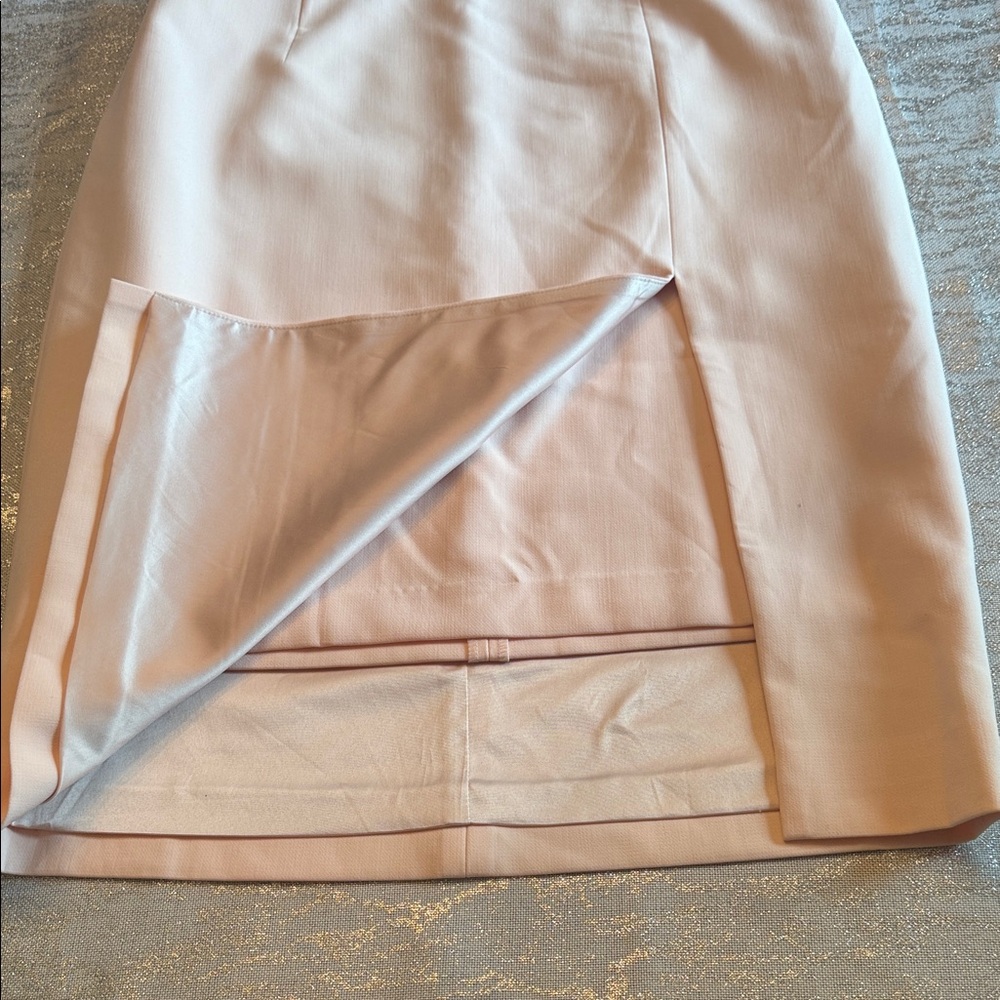White House Black Market Blush Pencil Skirt - Picture 5 of 6
